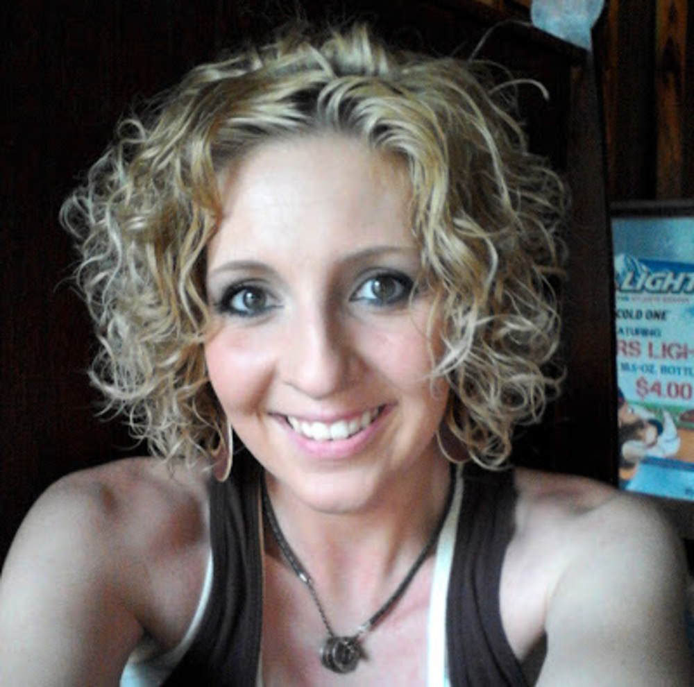 Meet your Posher, Chrystal